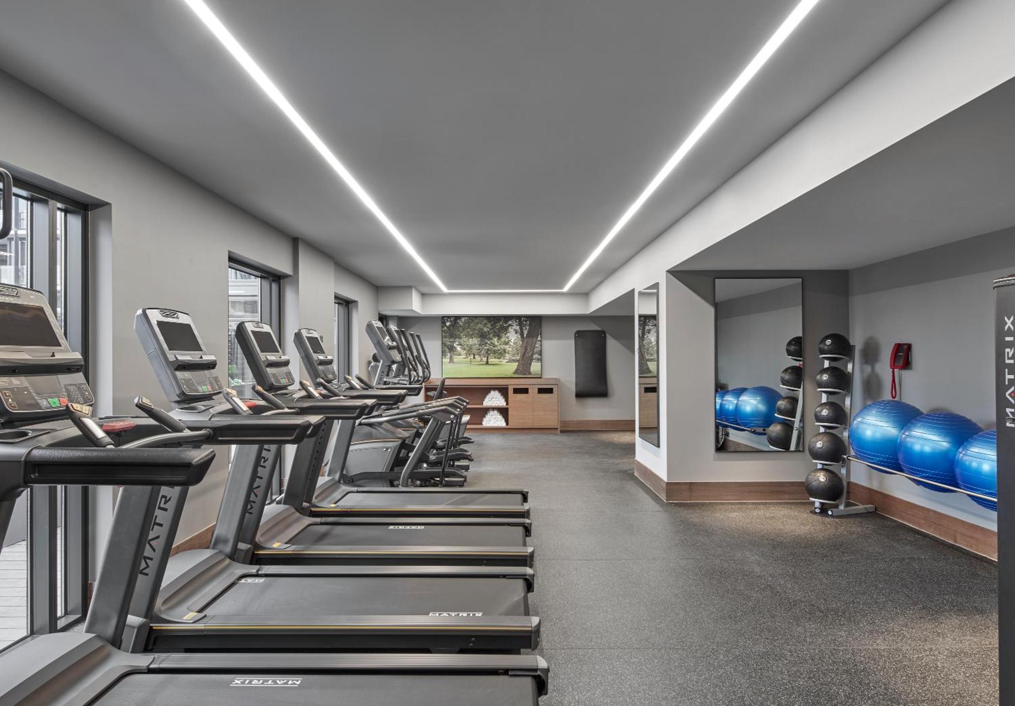 Courtyard By Marriott Melbourne Flagstaff Gardens Hotel Luaran gambar